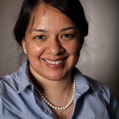 Sheila Lalwani - headshot